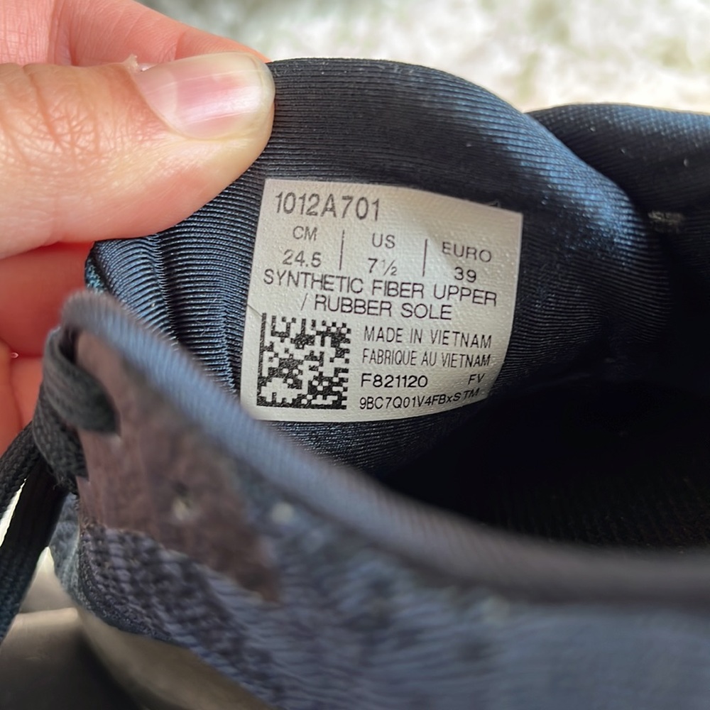 ASICS sneakers - Picture 5 of 6